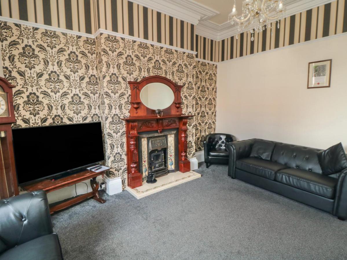 Wellington House Villa Bridlington Exterior photo