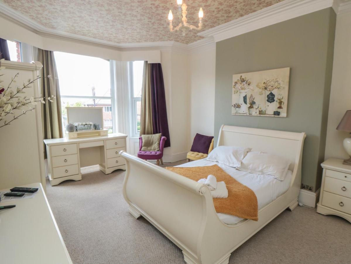 Wellington House Villa Bridlington Exterior photo